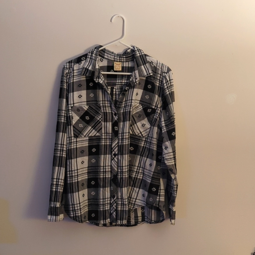 Forever21 black and white plaid button up